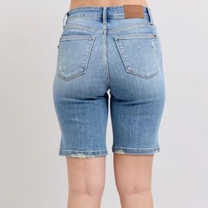 Vintage Wash Judy Blue 152101REG 8 3/4" inseam